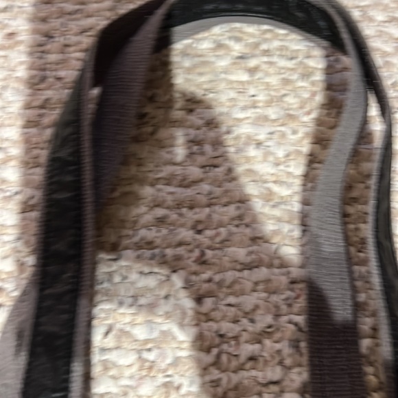 Roots cute bag!! - Picture 4 of 6